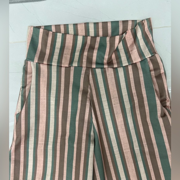 Pants - Picture 2 of 4